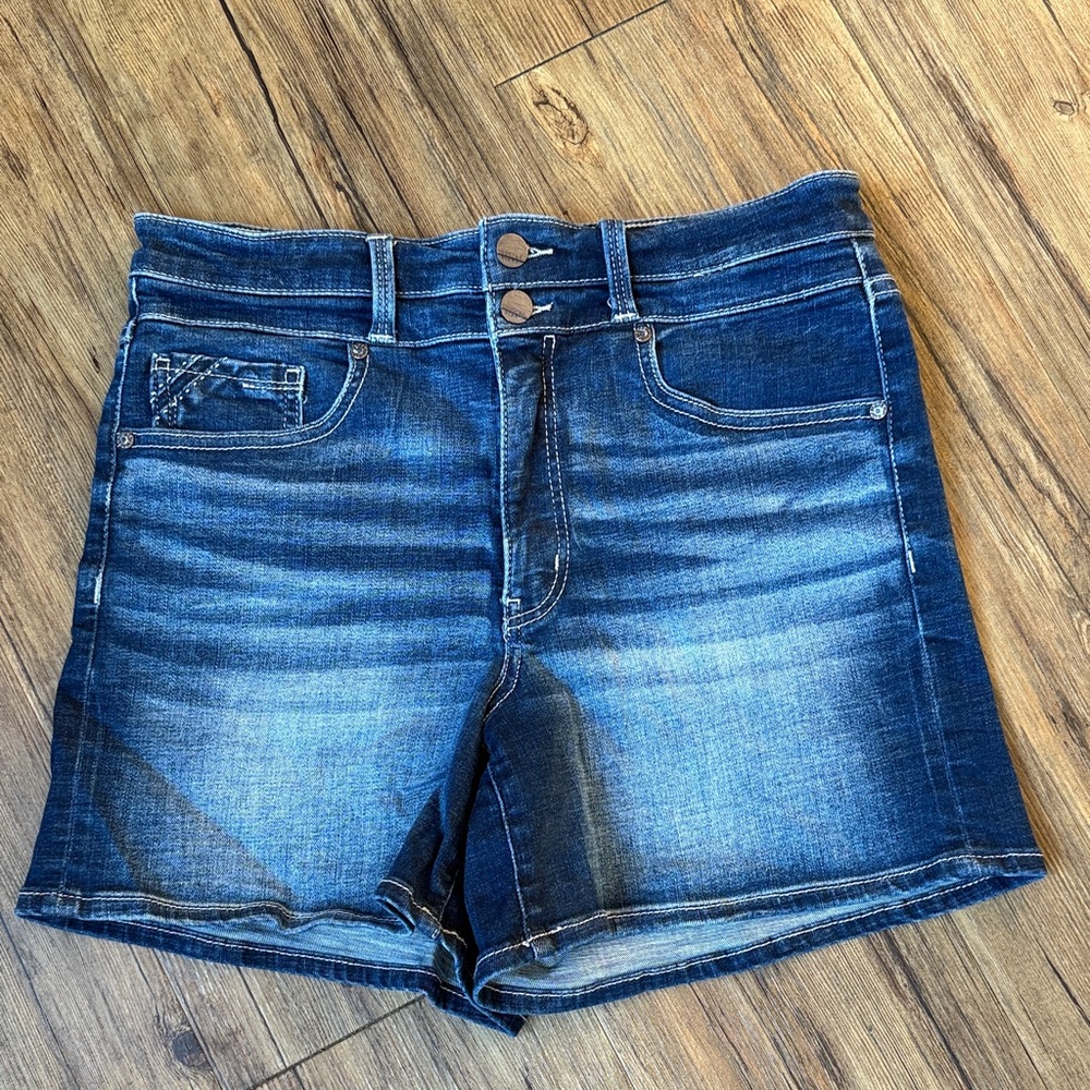 Buckle Black Dark Blue Jean Shorts